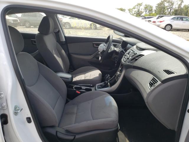 Photo 4 VIN: 5NPDH4AE1GH665806 - HYUNDAI ELANTRA SE 