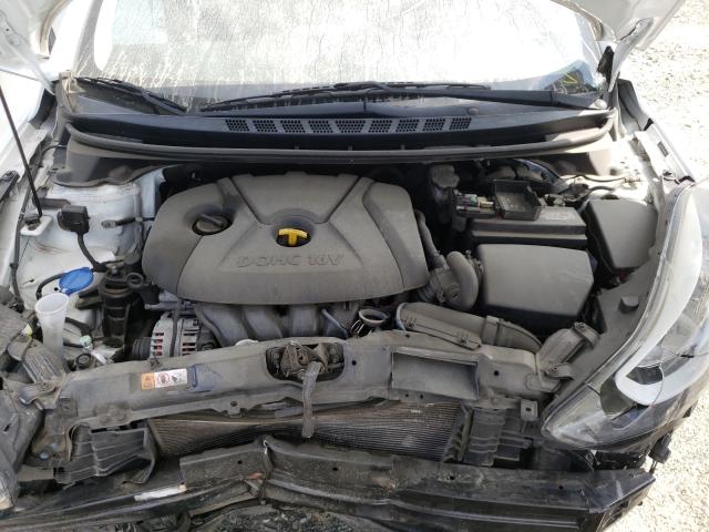 Photo 6 VIN: 5NPDH4AE1GH665806 - HYUNDAI ELANTRA SE 