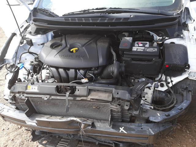 Photo 6 VIN: 5NPDH4AE1GH666969 - HYUNDAI ELANTRA SE 