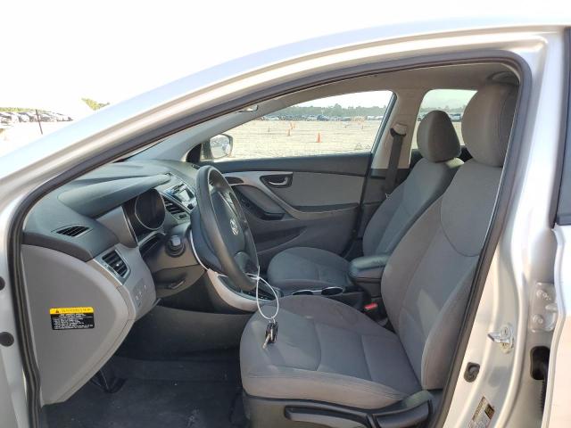 Photo 6 VIN: 5NPDH4AE1GH667622 - HYUNDAI ELANTRA SE 