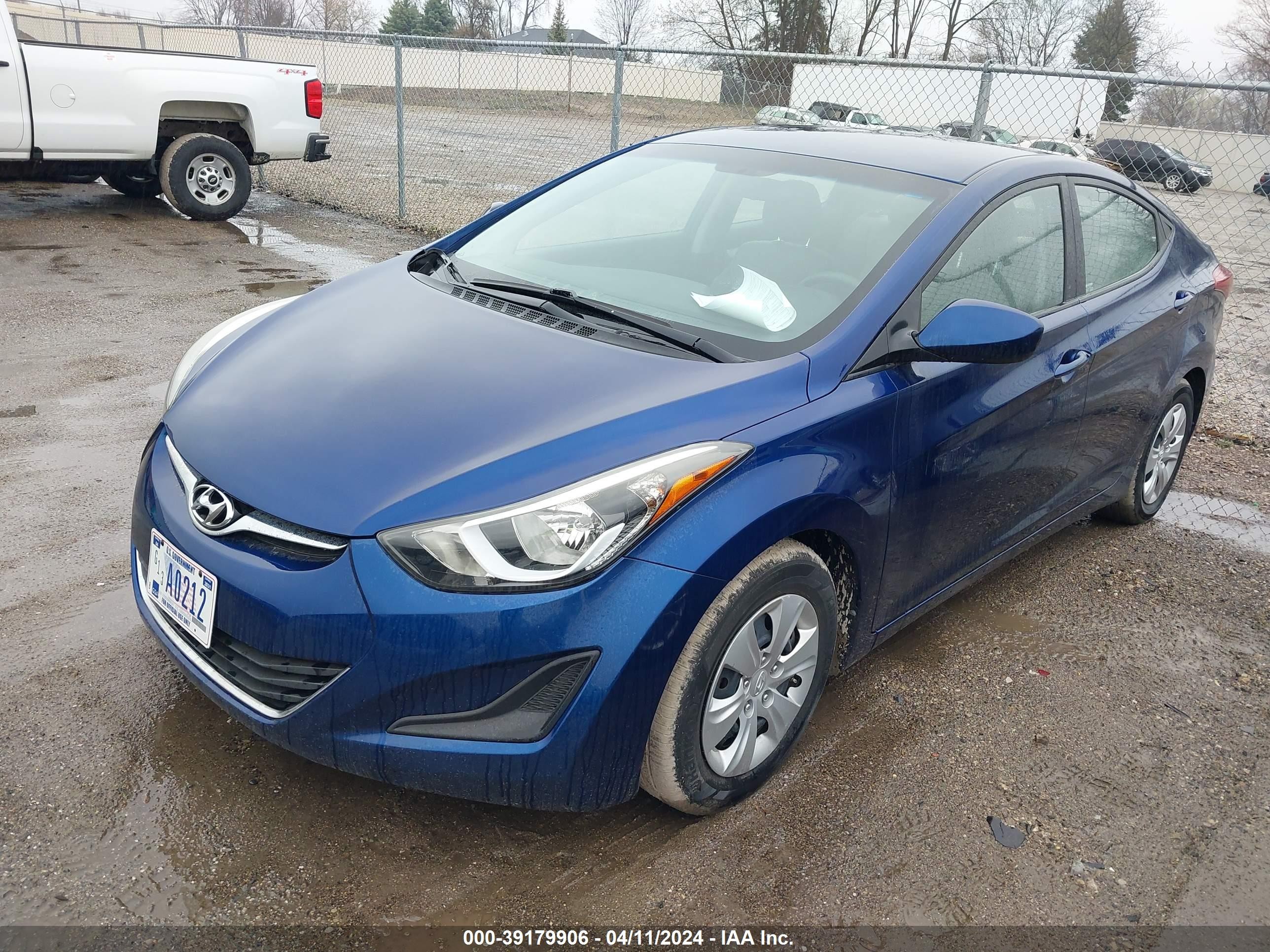 Photo 1 VIN: 5NPDH4AE1GH682637 - HYUNDAI ELANTRA 