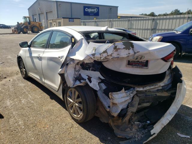 Photo 2 VIN: 5NPDH4AE1GH685649 - HYUNDAI ELANTRA SE 