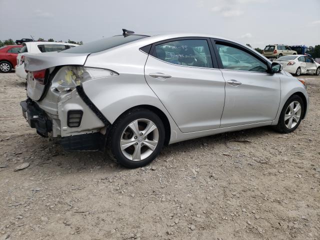 Photo 3 VIN: 5NPDH4AE1GH686252 - HYUNDAI ELANTRA SE 