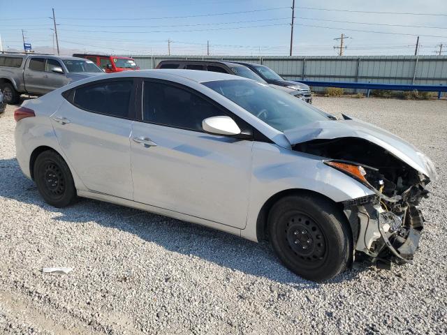 Photo 3 VIN: 5NPDH4AE1GH692505 - HYUNDAI ELANTRA SE 