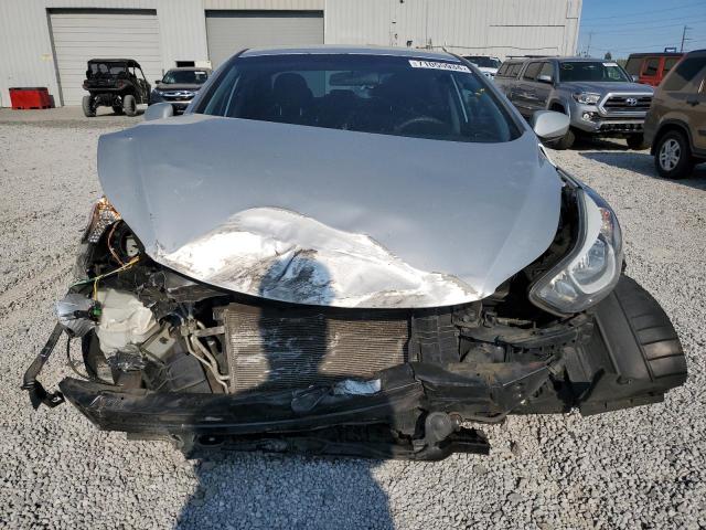 Photo 4 VIN: 5NPDH4AE1GH692505 - HYUNDAI ELANTRA SE 