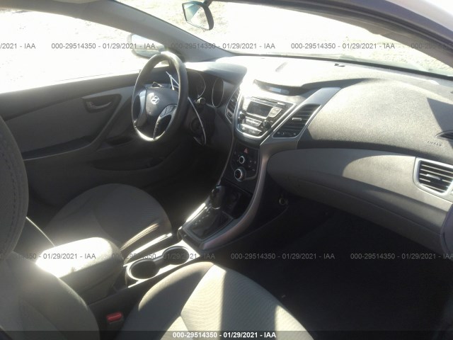 Photo 4 VIN: 5NPDH4AE1GH704927 - HYUNDAI ELANTRA 