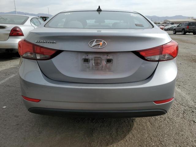 Photo 5 VIN: 5NPDH4AE1GH709979 - HYUNDAI ELANTRA SE 