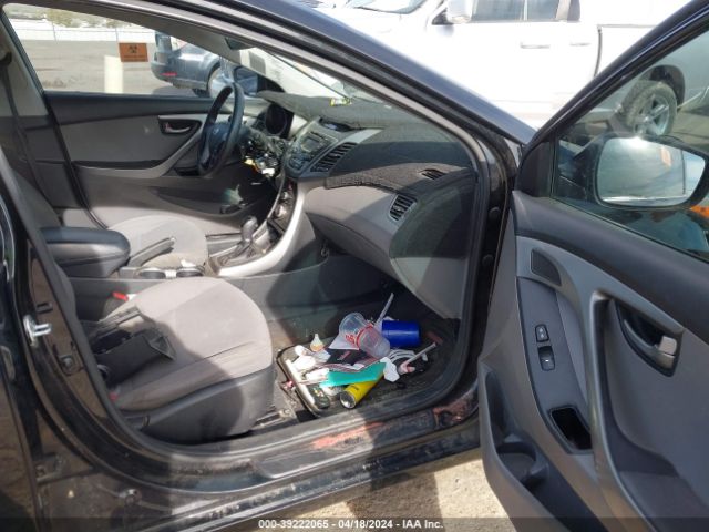 Photo 4 VIN: 5NPDH4AE1GH711733 - HYUNDAI ELANTRA 