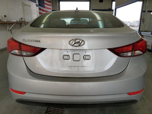 Photo 5 VIN: 5NPDH4AE1GH717922 - HYUNDAI ELANTRA SE 