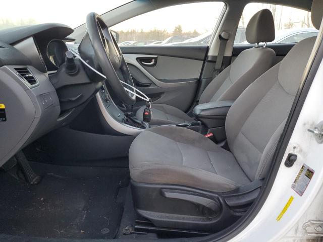 Photo 6 VIN: 5NPDH4AE1GH721629 - HYUNDAI ELANTRA SE 