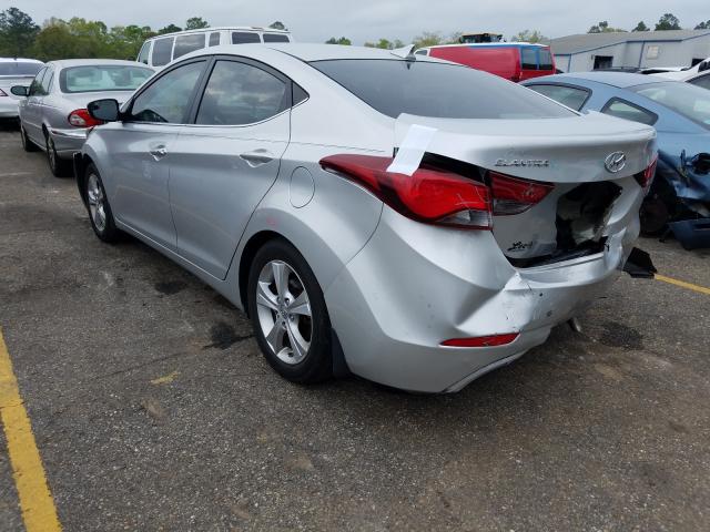 Photo 2 VIN: 5NPDH4AE1GH722974 - HYUNDAI ELANTRA 