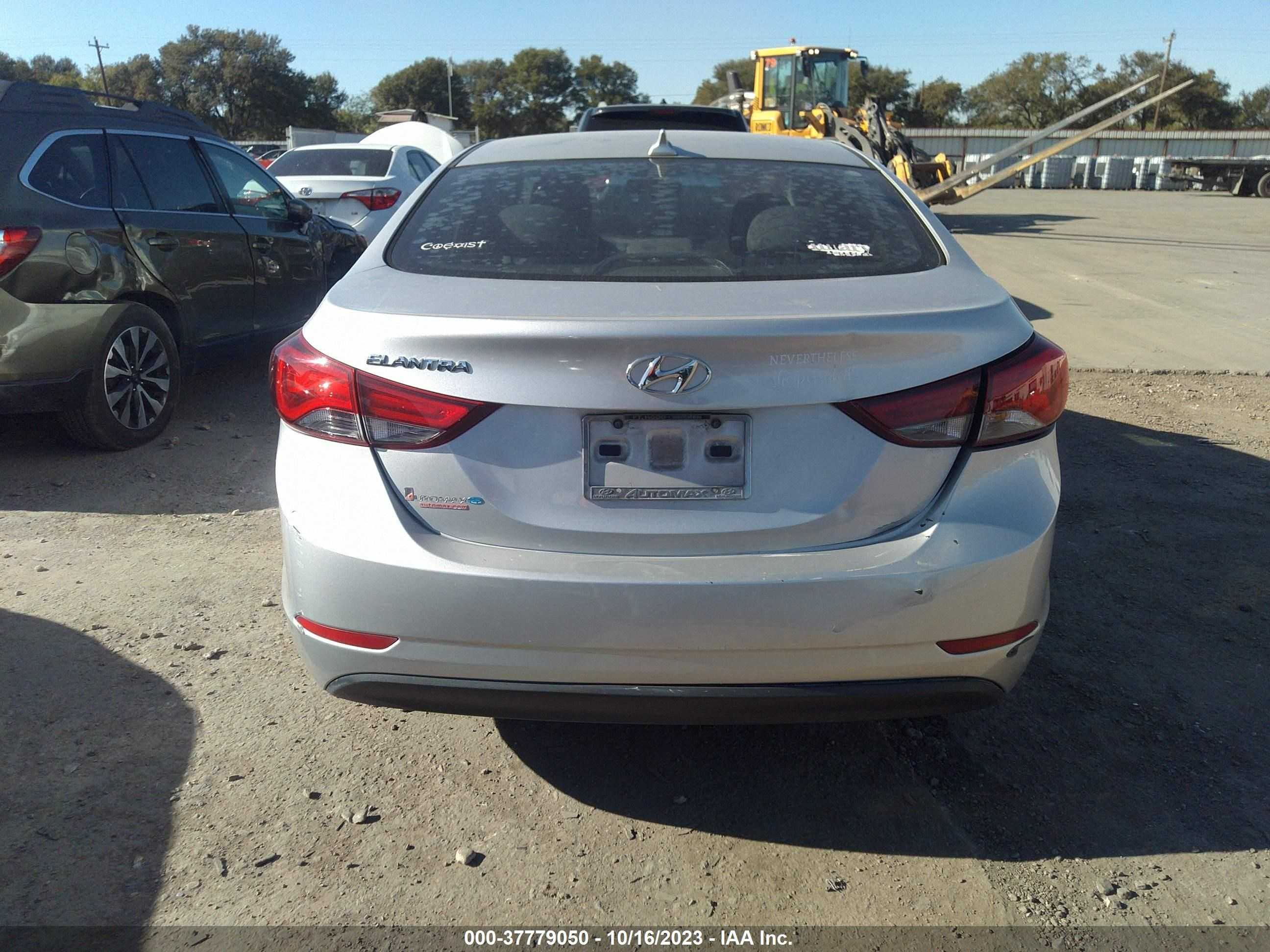 Photo 14 VIN: 5NPDH4AE1GH731593 - HYUNDAI ELANTRA 