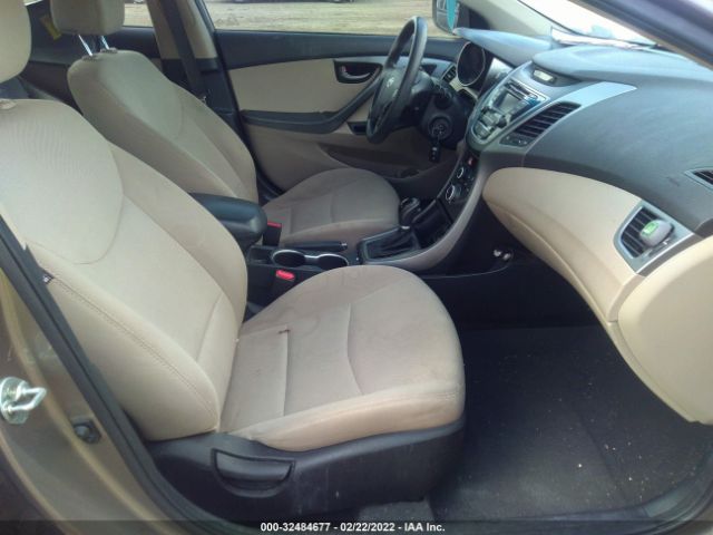 Photo 4 VIN: 5NPDH4AE1GH734476 - HYUNDAI ELANTRA 