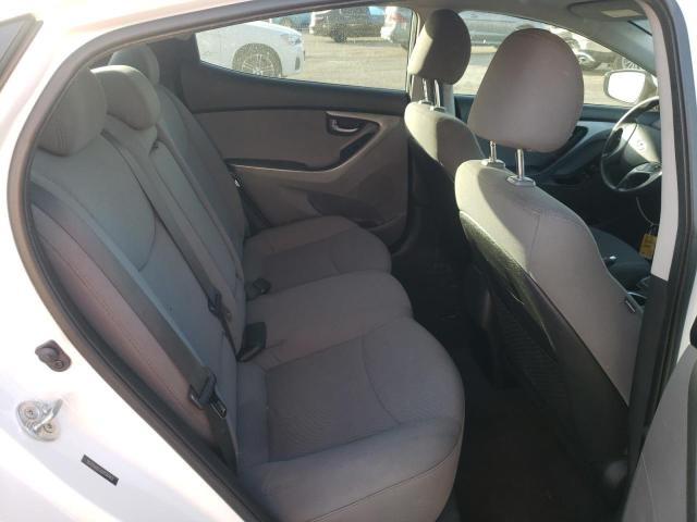 Photo 9 VIN: 5NPDH4AE1GH736468 - HYUNDAI ELANTRA 