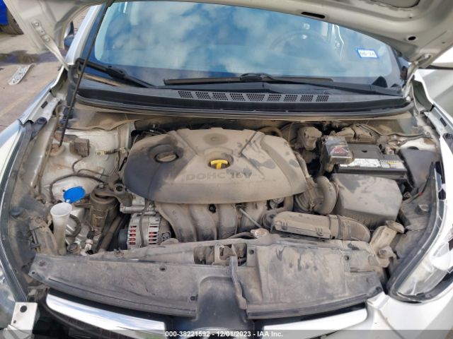 Photo 9 VIN: 5NPDH4AE1GH737054 - HYUNDAI ELANTRA 