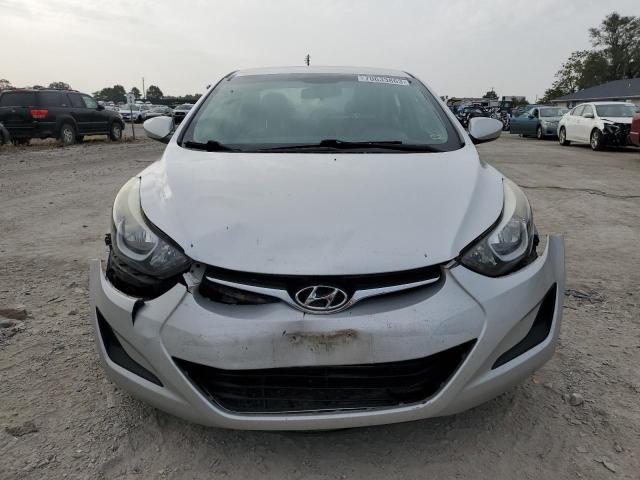 Photo 4 VIN: 5NPDH4AE1GH740441 - HYUNDAI ELANTRA SE 