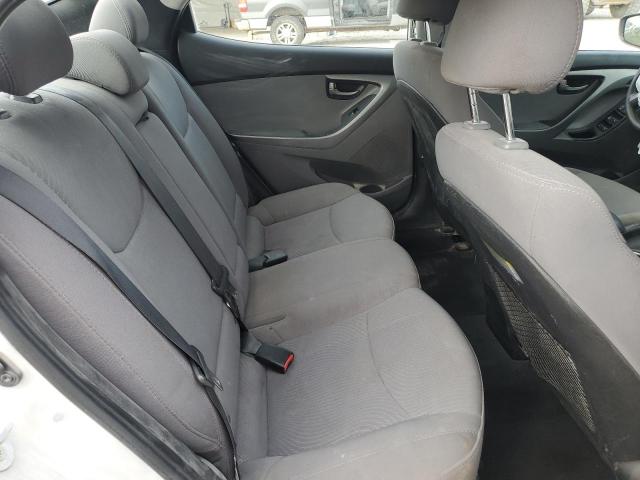 Photo 9 VIN: 5NPDH4AE1GH740441 - HYUNDAI ELANTRA SE 