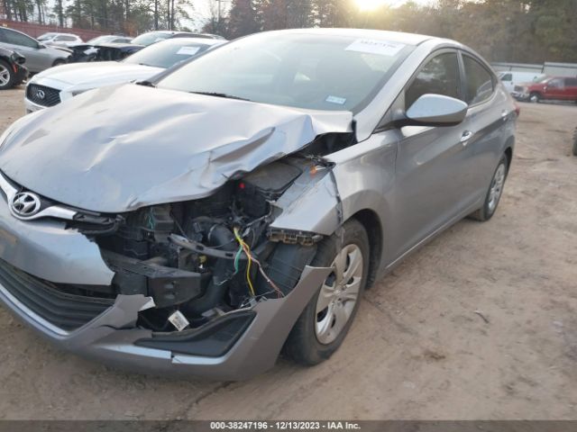 Photo 5 VIN: 5NPDH4AE1GH740780 - HYUNDAI ELANTRA 