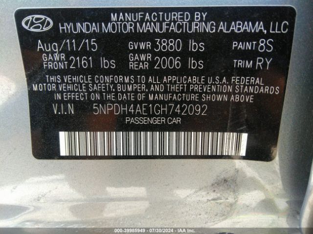 Photo 8 VIN: 5NPDH4AE1GH742092 - HYUNDAI ELANTRA 