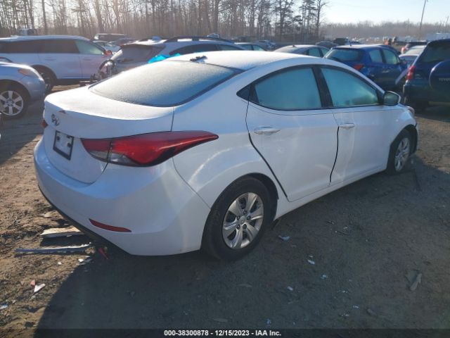 Photo 3 VIN: 5NPDH4AE1GH744294 - HYUNDAI ELANTRA 