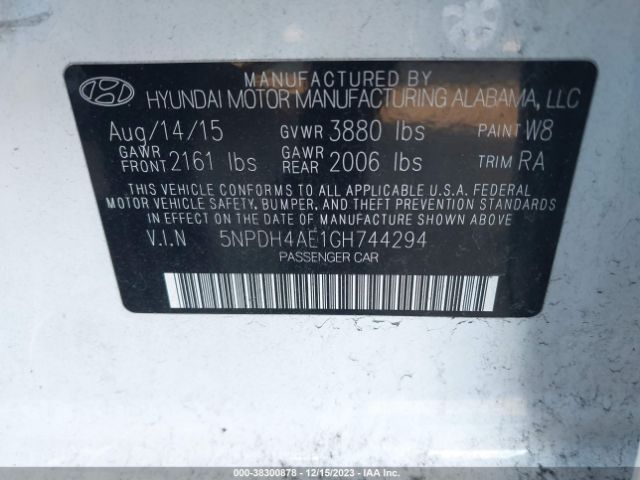 Photo 8 VIN: 5NPDH4AE1GH744294 - HYUNDAI ELANTRA 