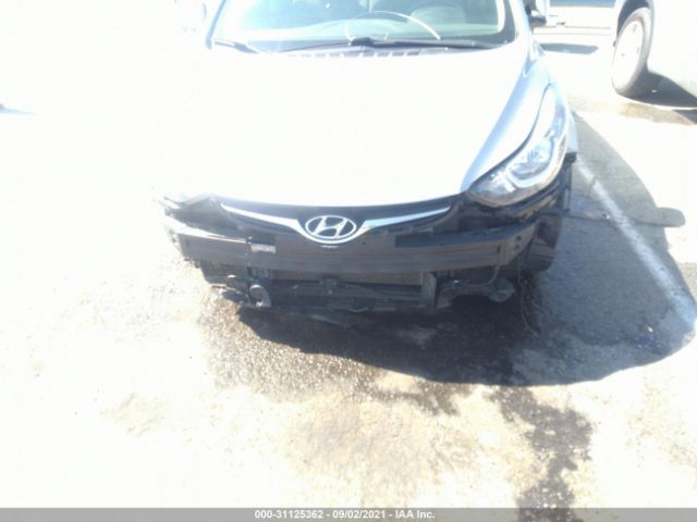 Photo 5 VIN: 5NPDH4AE1GH744425 - HYUNDAI ELANTRA 