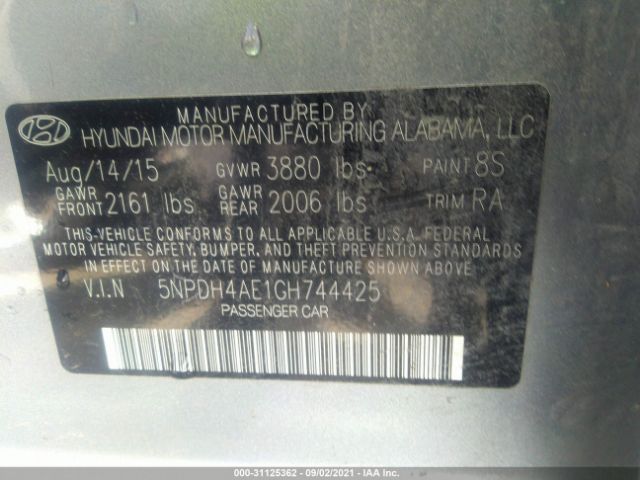 Photo 8 VIN: 5NPDH4AE1GH744425 - HYUNDAI ELANTRA 