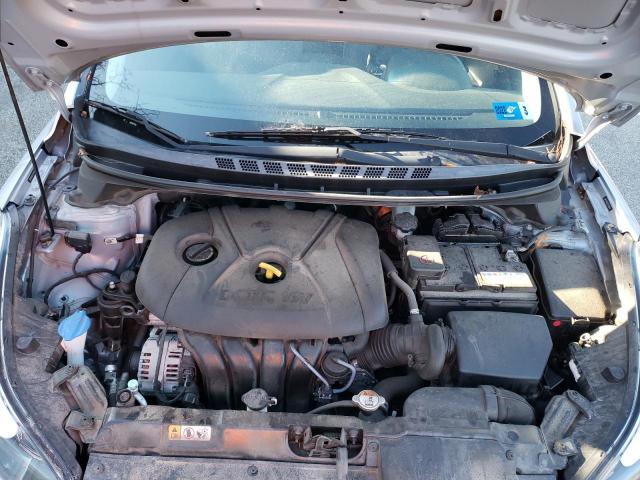 Photo 6 VIN: 5NPDH4AE1GH745543 - HYUNDAI ELANTRA SE 