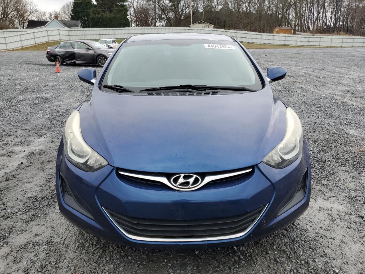 Photo 4 VIN: 5NPDH4AE1GH749348 - HYUNDAI ELANTRA 