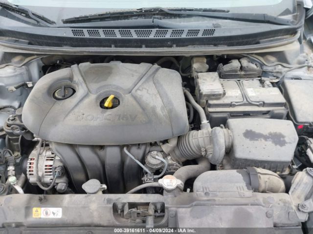 Photo 9 VIN: 5NPDH4AE1GH752153 - HYUNDAI ELANTRA 