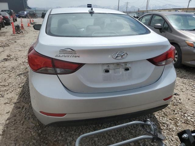 Photo 5 VIN: 5NPDH4AE1GH753240 - HYUNDAI ELANTRA SE 