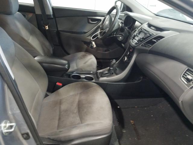 Photo 4 VIN: 5NPDH4AE1GH758793 - HYUNDAI ELANTRA SE 