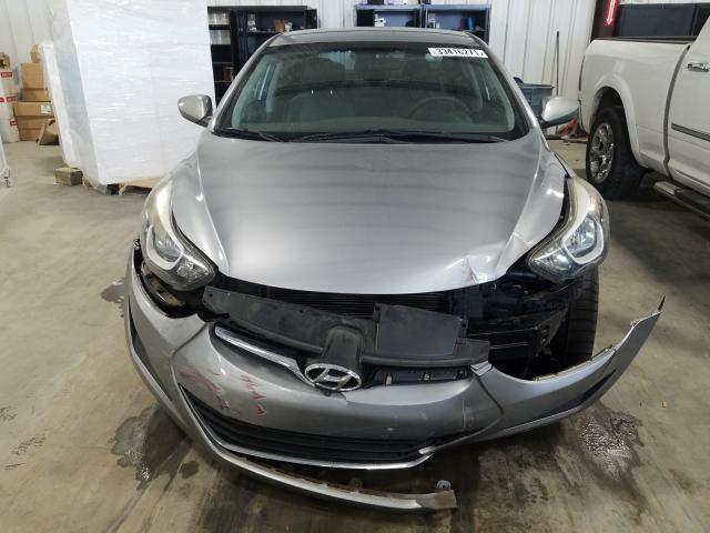 Photo 8 VIN: 5NPDH4AE1GH758793 - HYUNDAI ELANTRA SE 