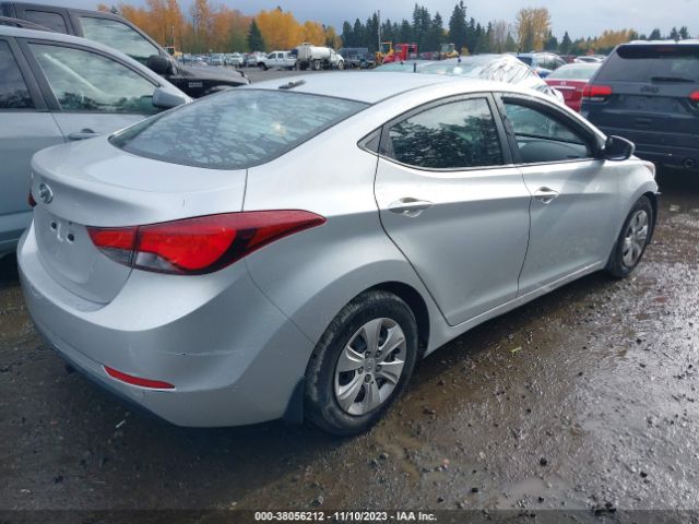 Photo 3 VIN: 5NPDH4AE1GH760575 - HYUNDAI ELANTRA 