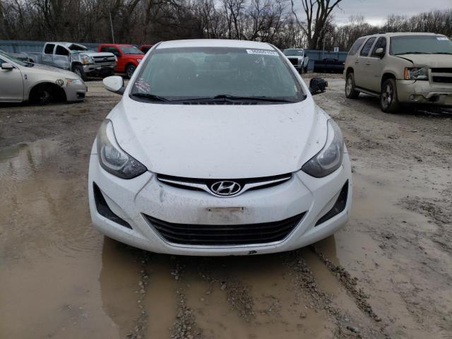 Photo 4 VIN: 5NPDH4AE1GH760947 - HYUNDAI ELANTRA SE 