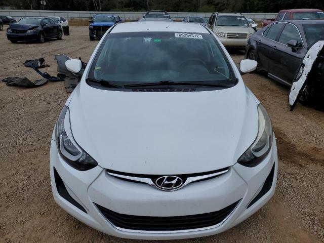 Photo 4 VIN: 5NPDH4AE1GH764772 - HYUNDAI ELANTRA SE 