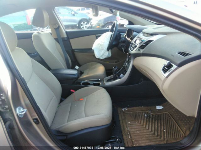 Photo 4 VIN: 5NPDH4AE1GH776078 - HYUNDAI ELANTRA 