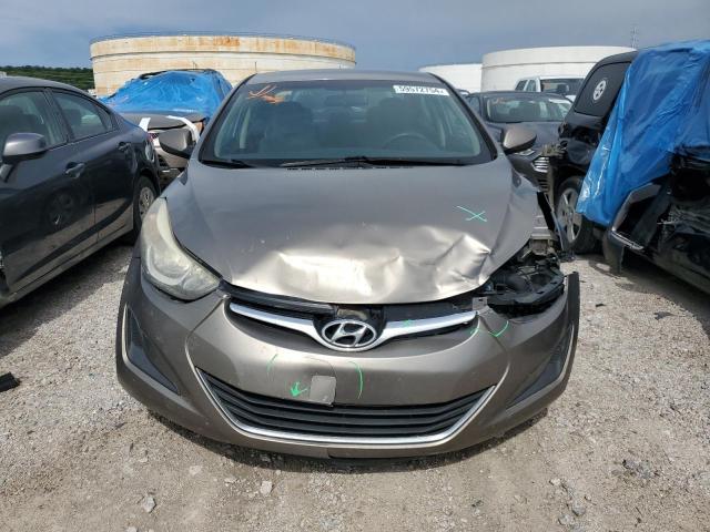 Photo 4 VIN: 5NPDH4AE1GH781202 - HYUNDAI ELANTRA SE 