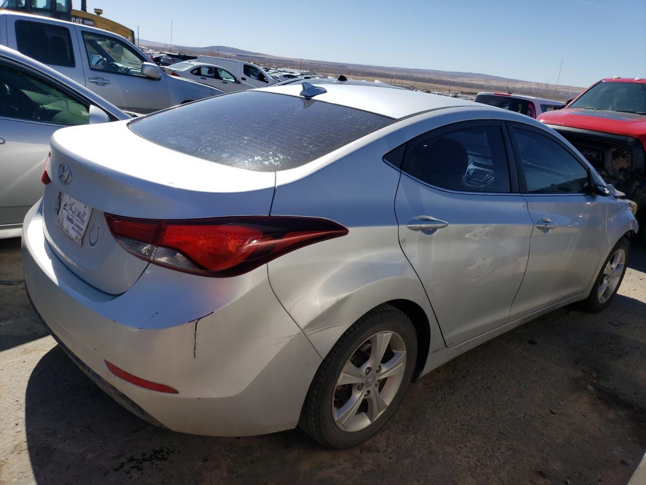 Photo 2 VIN: 5NPDH4AE1GH782611 - HYUNDAI ELANTRA 