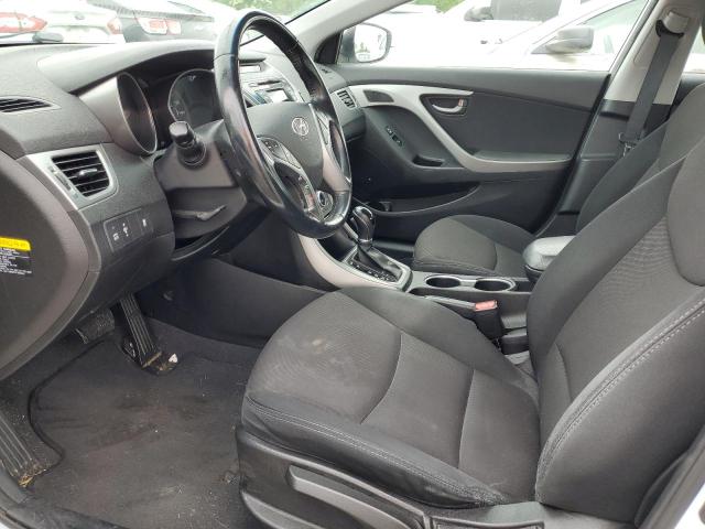 Photo 6 VIN: 5NPDH4AE1GH790451 - HYUNDAI ELANTRA SE 