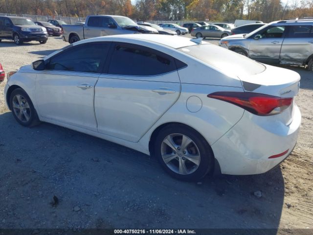 Photo 2 VIN: 5NPDH4AE1GH797755 - HYUNDAI ELANTRA 