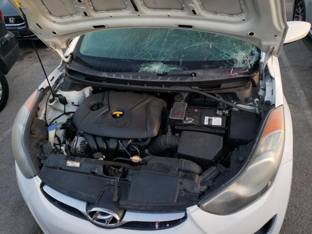 Photo 6 VIN: 5NPDH4AE2BH004049 - HYUNDAI ELANTRA GL 