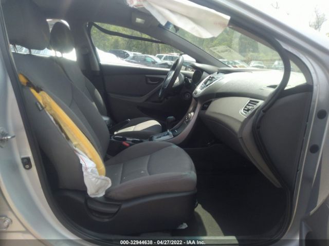 Photo 4 VIN: 5NPDH4AE2BH004536 - HYUNDAI ELANTRA 