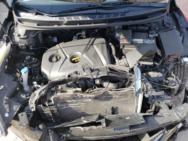 Photo 6 VIN: 5NPDH4AE2BH010983 - HYUNDAI ELANTRA GL 