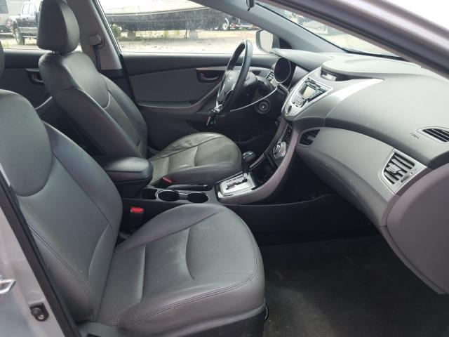 Photo 4 VIN: 5NPDH4AE2BH011048 - HYUNDAI ELANTRA GL 