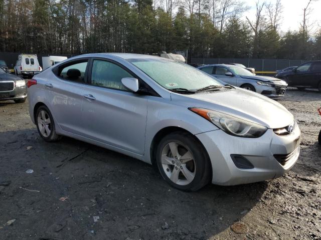 Photo 3 VIN: 5NPDH4AE2BH011776 - HYUNDAI ELANTRA 