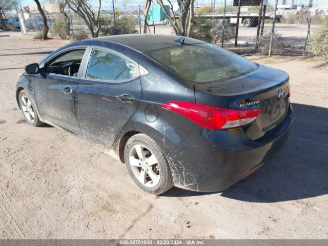 Photo 2 VIN: 5NPDH4AE2BH033891 - HYUNDAI ELANTRA 