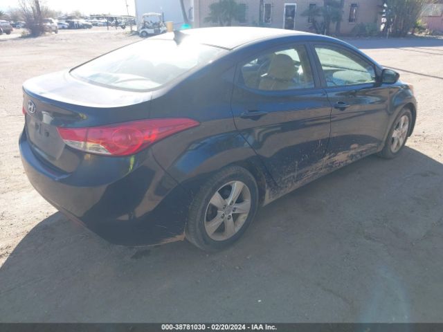 Photo 3 VIN: 5NPDH4AE2BH033891 - HYUNDAI ELANTRA 