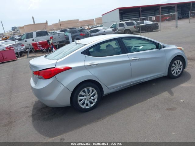 Photo 3 VIN: 5NPDH4AE2BH042896 - HYUNDAI ELANTRA 