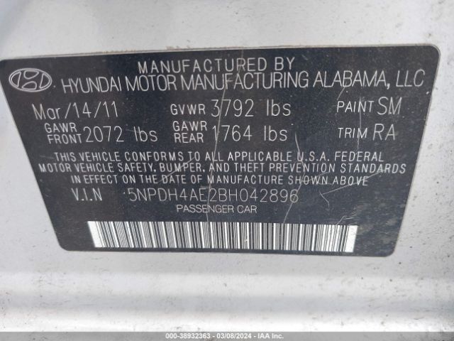 Photo 8 VIN: 5NPDH4AE2BH042896 - HYUNDAI ELANTRA 